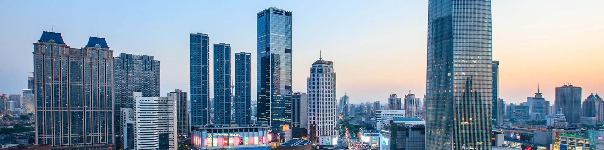 আমাদের সম্পর্কে